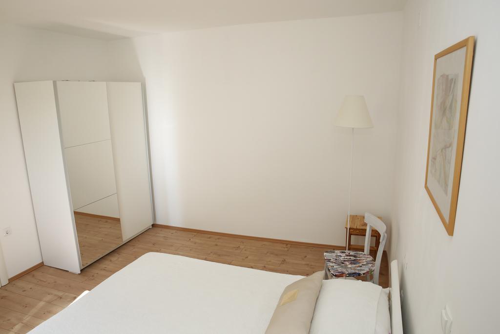 Apartment Udovicic Vodice Bilik gambar