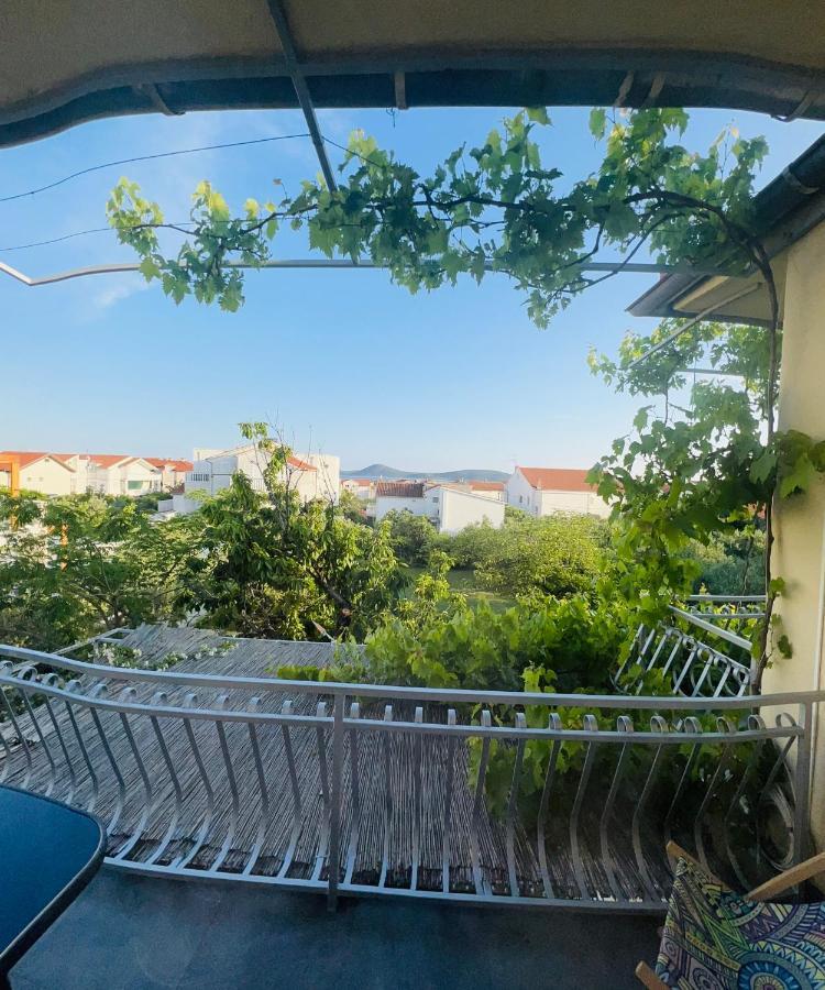 Apartment Udovicic Vodice Luaran gambar