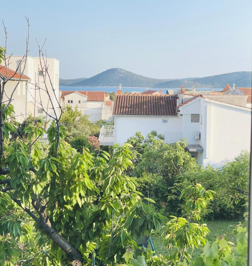 Apartment Udovicic Vodice Luaran gambar