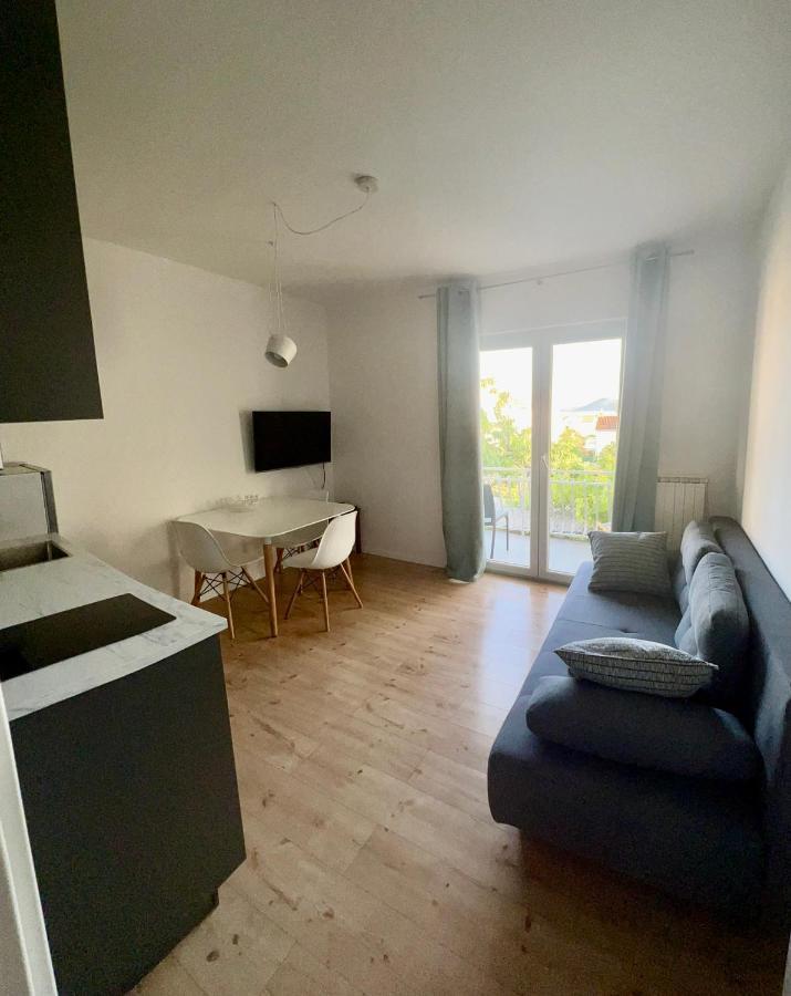 Apartment Udovicic Vodice Luaran gambar